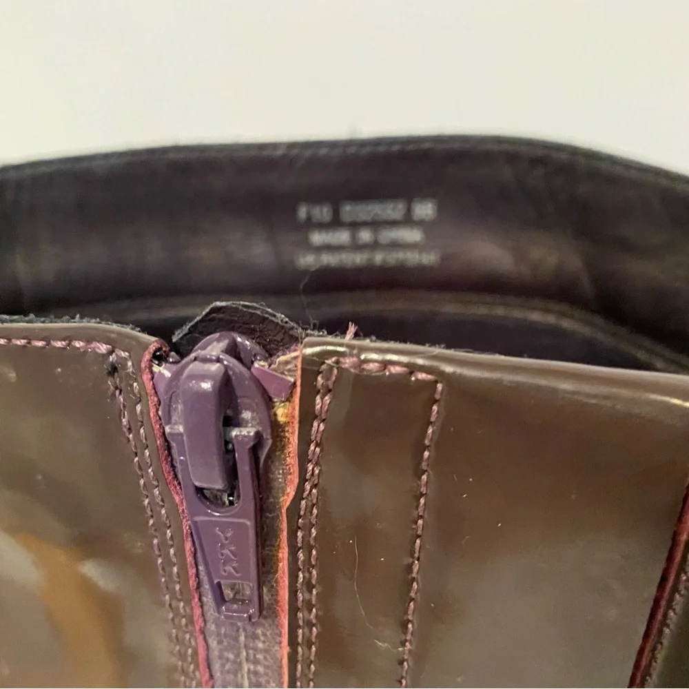 COLE HAAN BOOTS SHOES TALL PURPLE PATENT SHINY RAIN ZIP SIDE SIZE 8M
